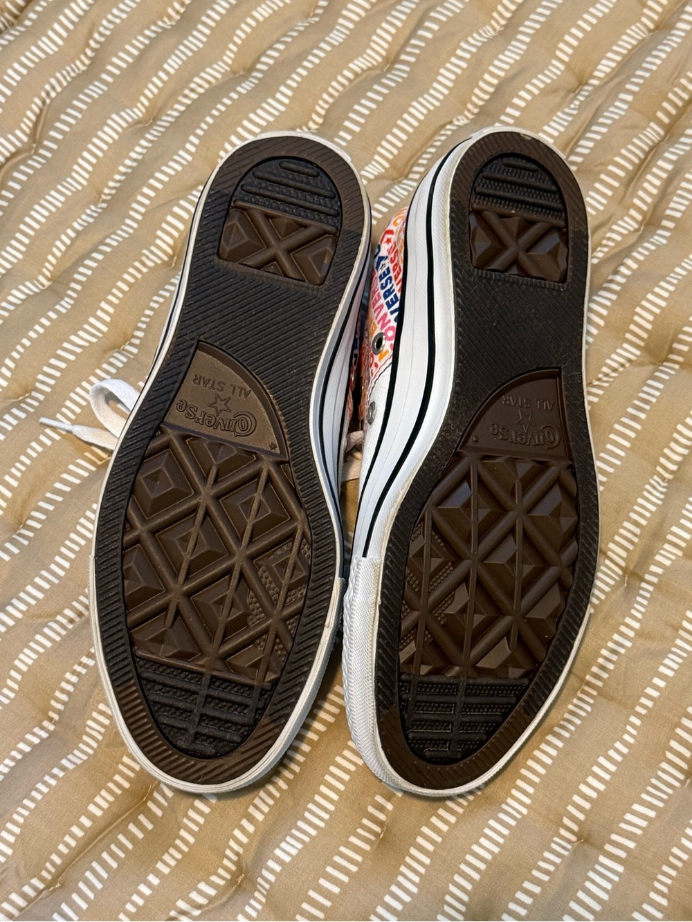 Brand New Converse White Low Top Sneakers - Picture 5 of 6